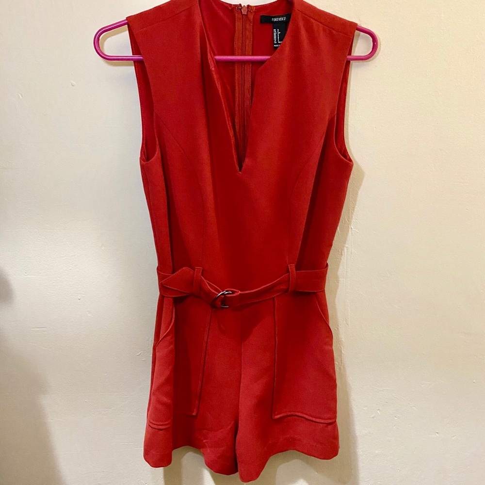★ BRAND NEW W/TAG ★ Forever 21 Rompers Size S
